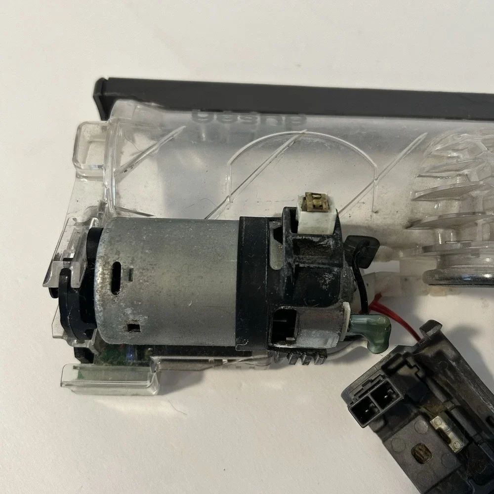 Dyson DC25 Animal Upright Vacuum Motorized Brush Head Cover Motor Replacement